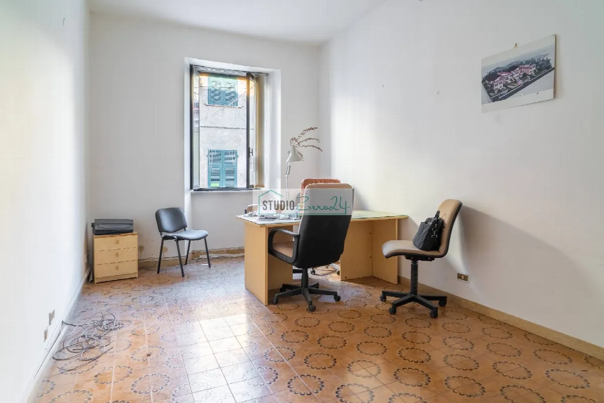 Appartamento in vendita a Massa, Centro storico - foto 6