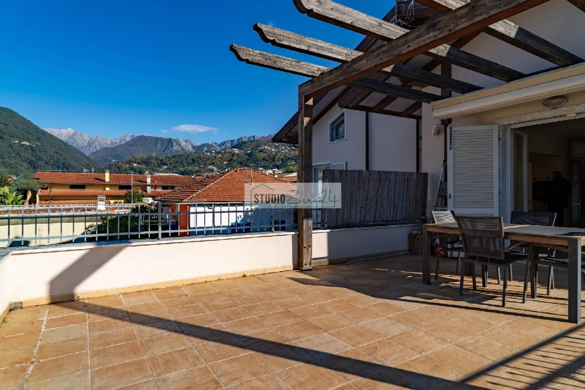 Appartamento in vendita a Massa, Centro - foto 1