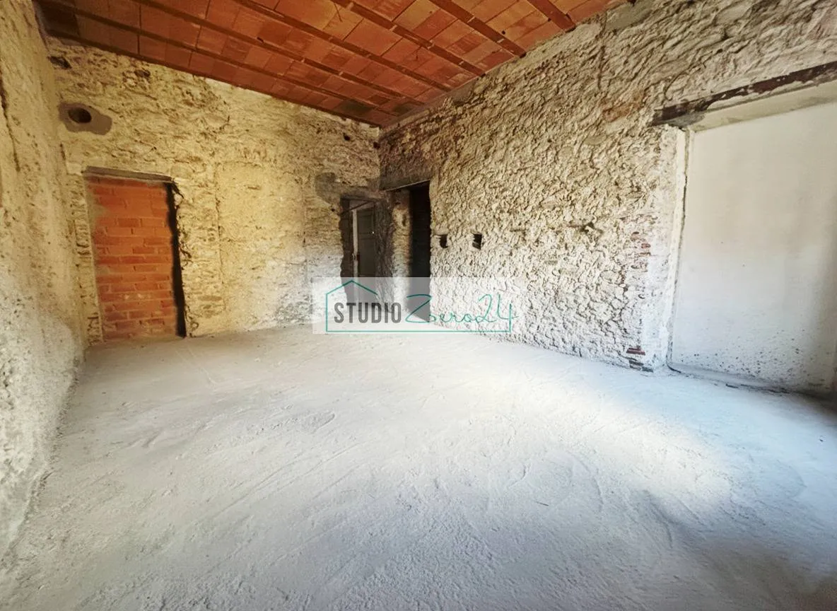 Appartamento in vendita a Massa, Borgo del Ponte - foto 1