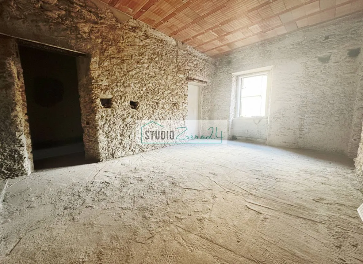 Appartamento in vendita a Massa, Borgo del Ponte - foto 4