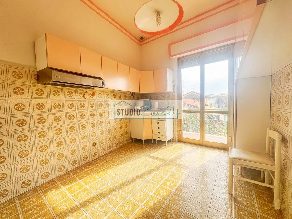 Appartamento in vendita a Massa, Borgo del Ponte - foto 2