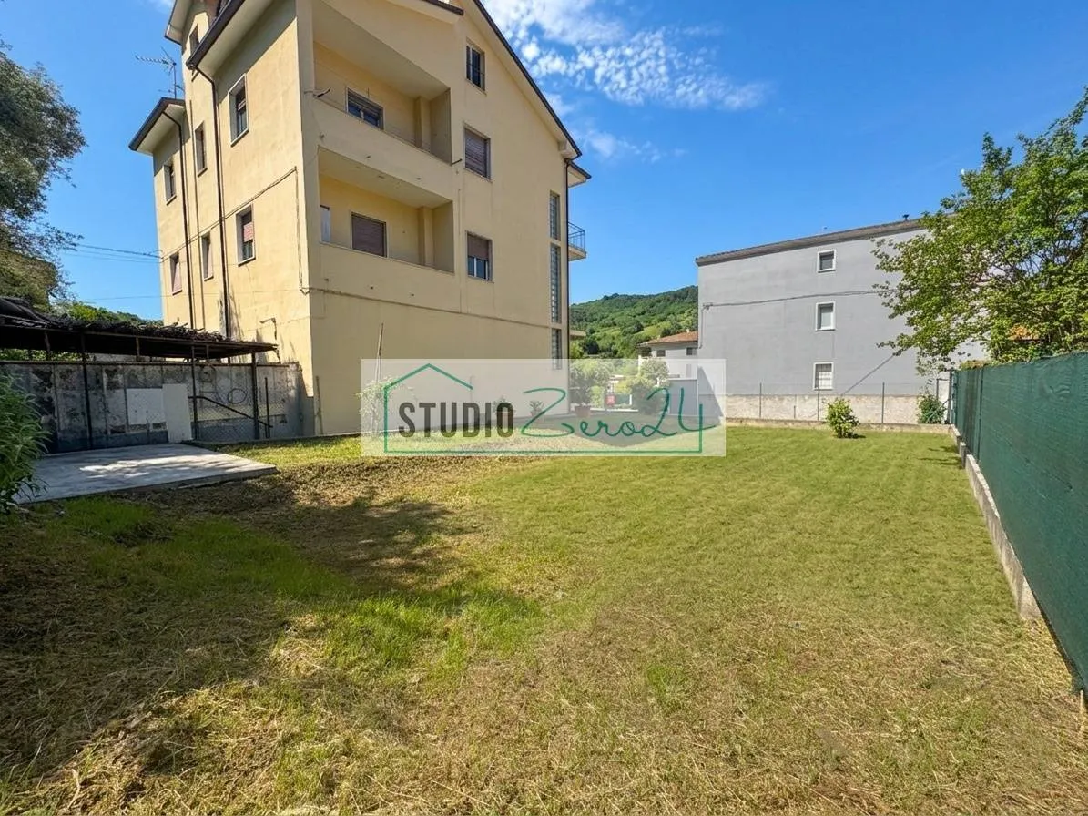 Appartamento in vendita a Massa, Centro storico - foto 1