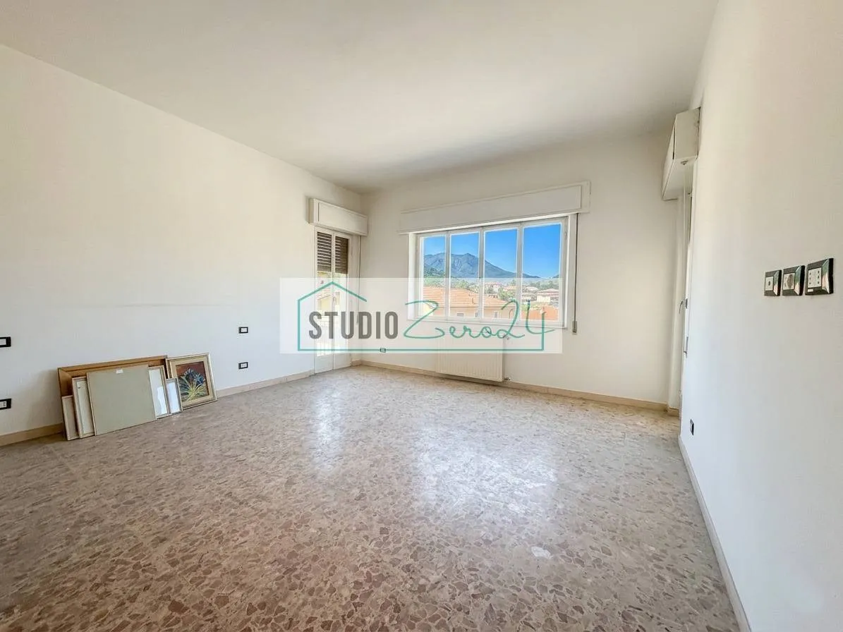 Appartamento in vendita a Massa, Centro storico - foto 4