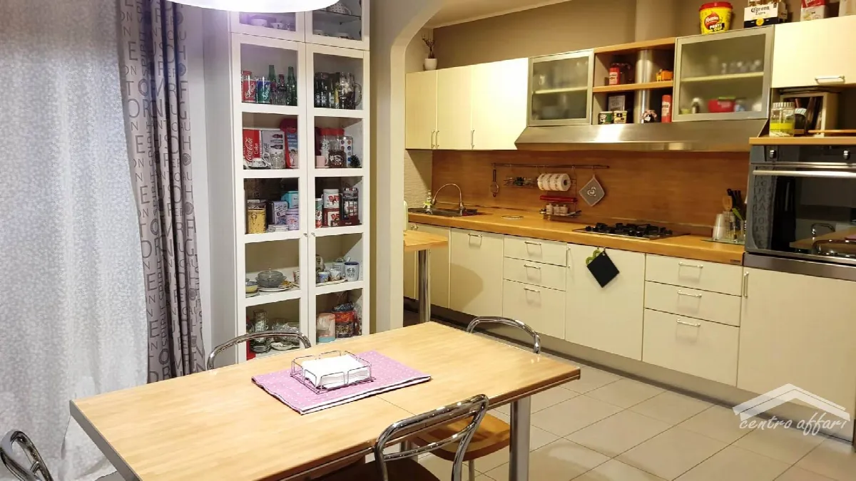 Appartamento in vendita a Campobasso, Semicentro - foto 3
