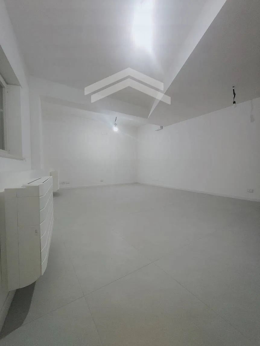 Appartamento uso ufficio in vendita a Campobasso, Centro - foto 6