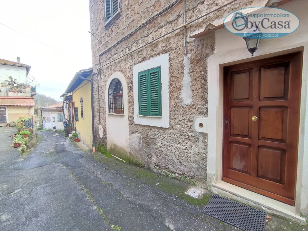 Appartamento 2 locali in vendita a Bassano Romano - foto 2