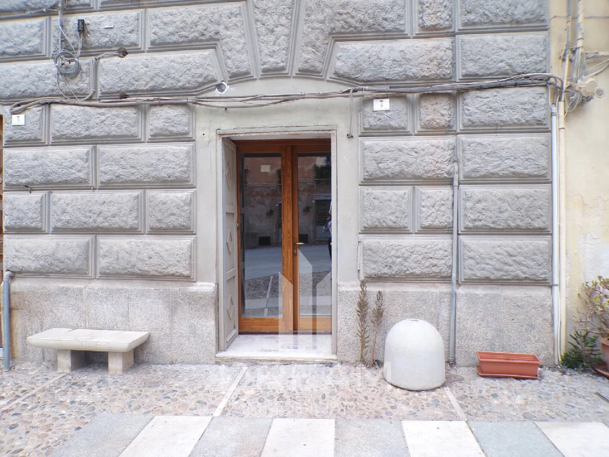 Appartamento in vendita a Cagliari, Castello - foto 2