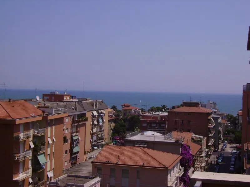 Appartamento in vendita a San Benedetto del Tronto, Viale De Gasperi - foto 2