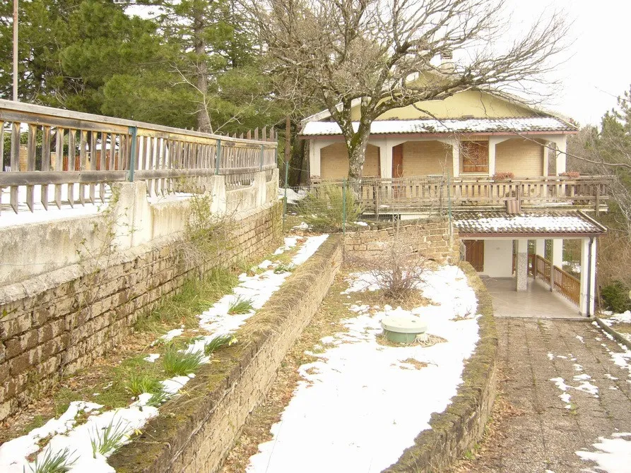 Appartamento in vendita a Montefortino - foto 1