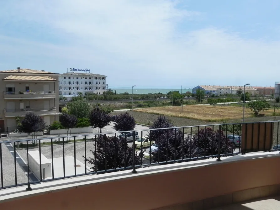 Appartamento in vendita a Cupra Marittima, mare - foto 1