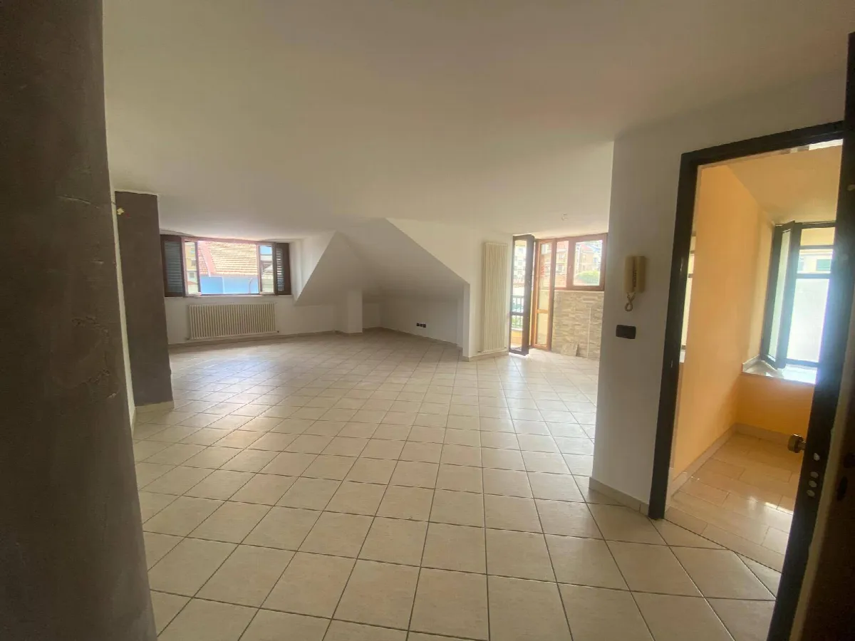 Appartamento in vendita a San Benedetto del Tronto, Zona Ascolani - foto 1