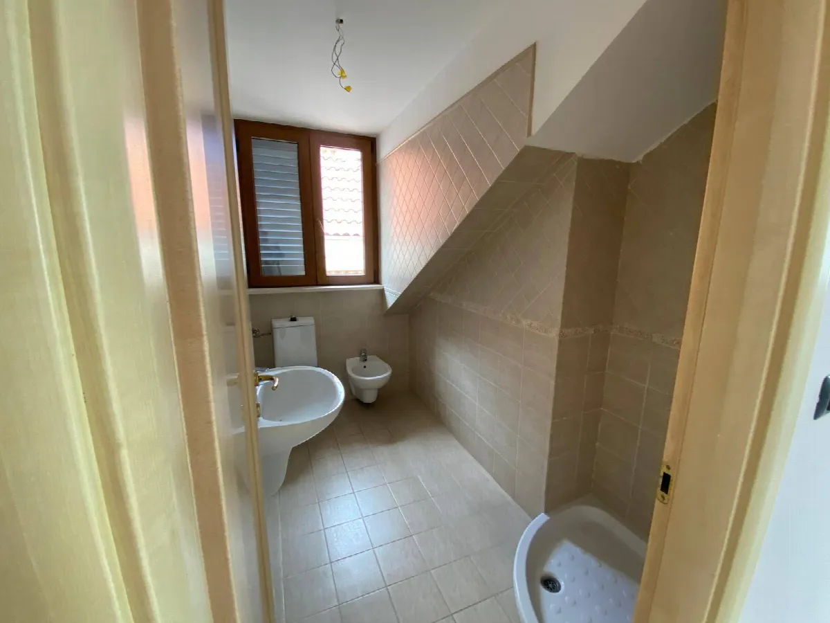 Appartamento in vendita a San Benedetto del Tronto, Zona Ascolani - foto 7