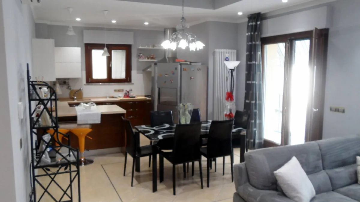 Appartamento in vendita a San Benedetto del Tronto, Zona Ascolani - foto 2