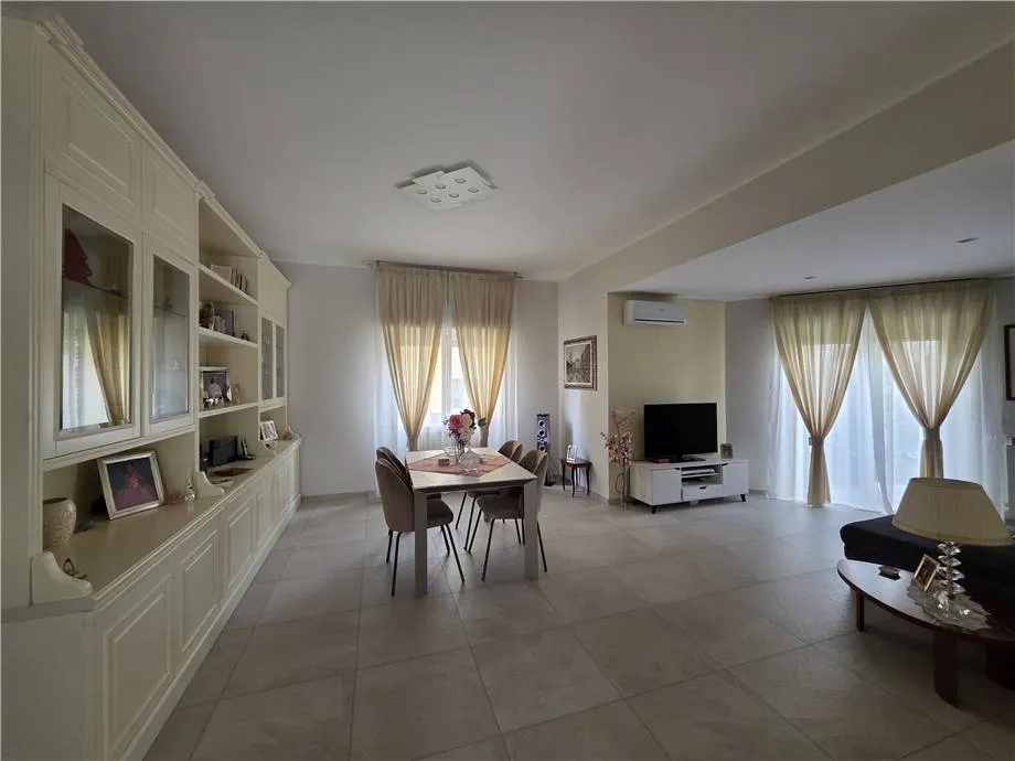 Appartamento in vendita a Messina - Viale dei Tigli, 15 - foto 1