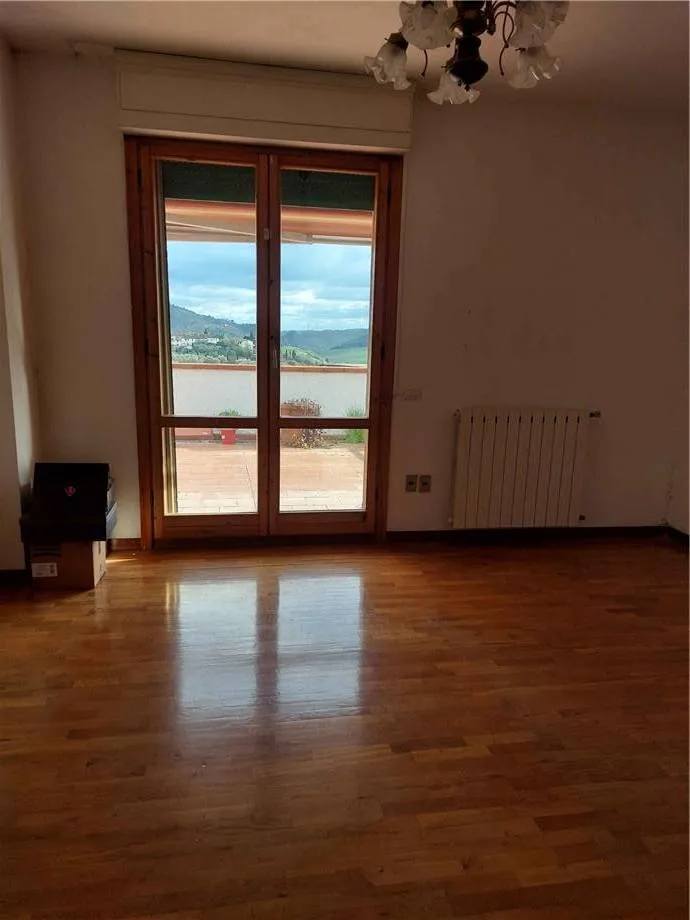 Appartamento in vendita a Carmignano - MONTALBIOLO - foto 8