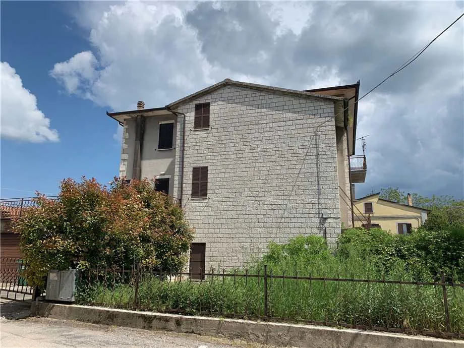 Appartamento in vendita a Gualdo Cattaneo - San Terenziano - foto 2