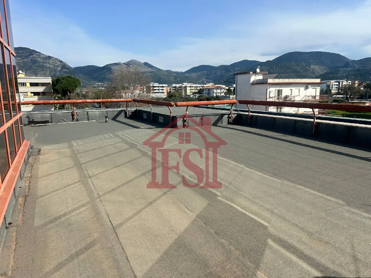 Uffici in vendita a Terracina - foto 2