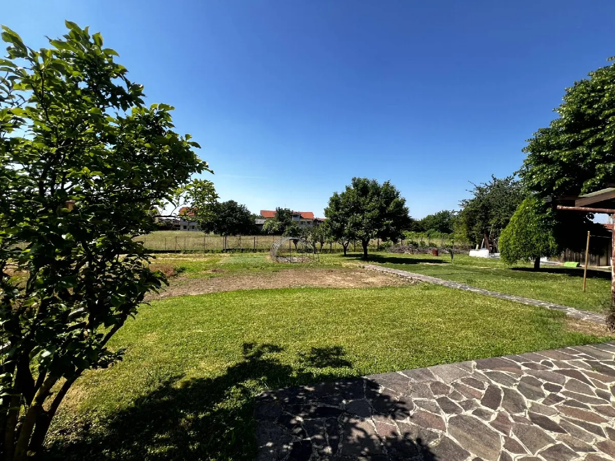 Villa in vendita a Bernareggio - foto 9