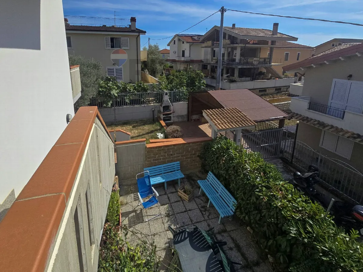 Casa Semindipendente in vendita a Città Sant'Angelo - foto 7