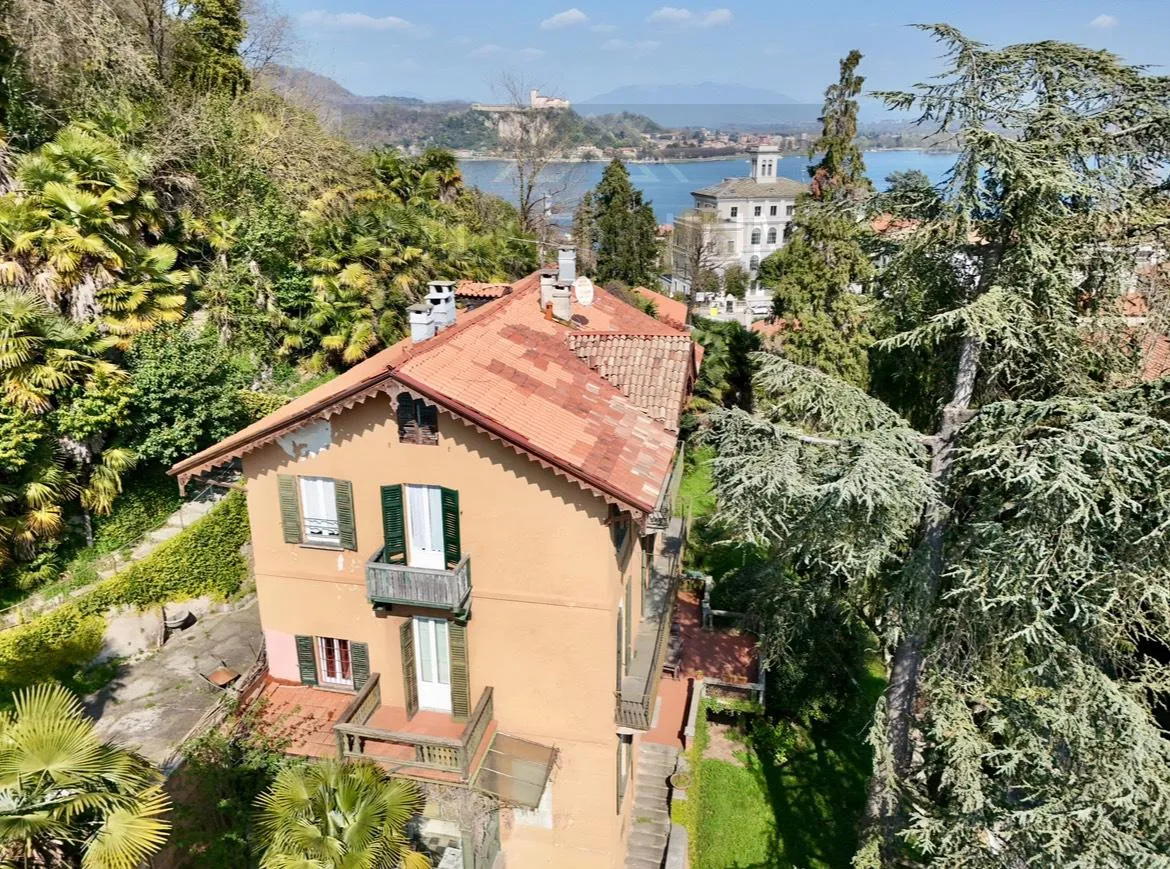 Villa in vendita a Arona - foto 2