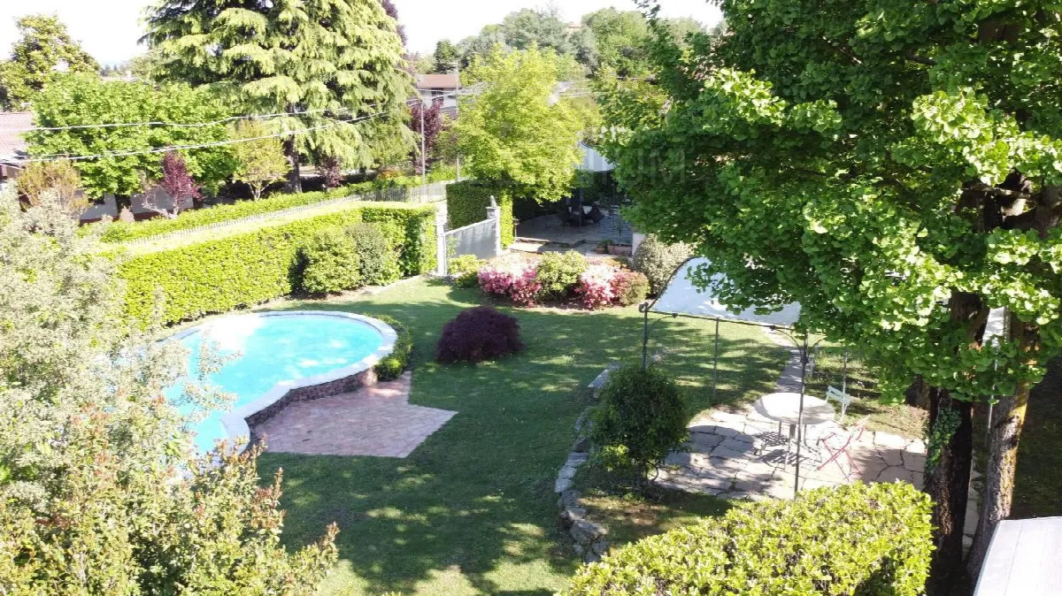 Villa in vendita a Arona - foto 1