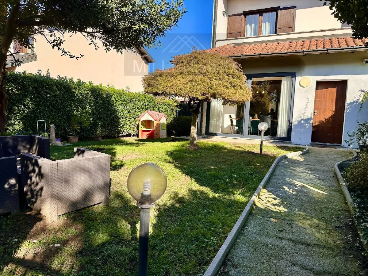 Casa bifamiliare in vendita a Castelletto sopra Ticino - foto 5