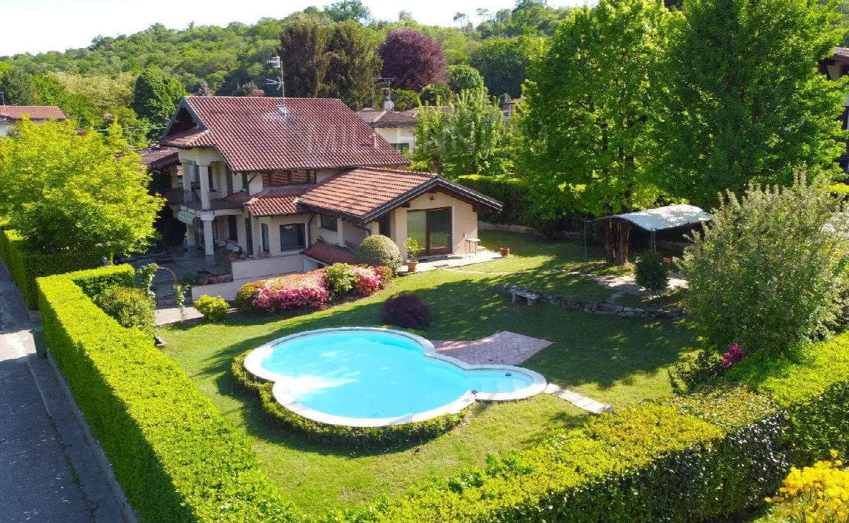Villa in vendita a Arona - foto 2