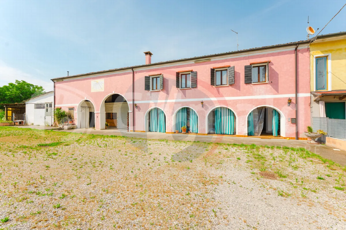 Casa indipendente in vendita a Cadoneghe - foto 1