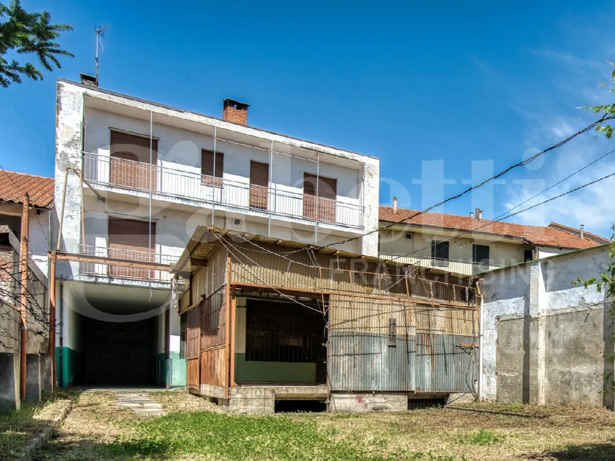 Stabile in vendita a Pinerolo - foto 3