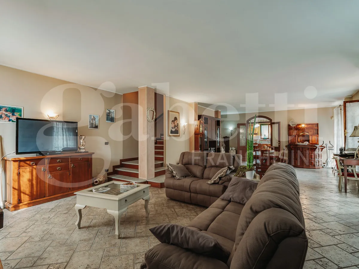 Casa indipendente in vendita a Pinerolo - foto 4