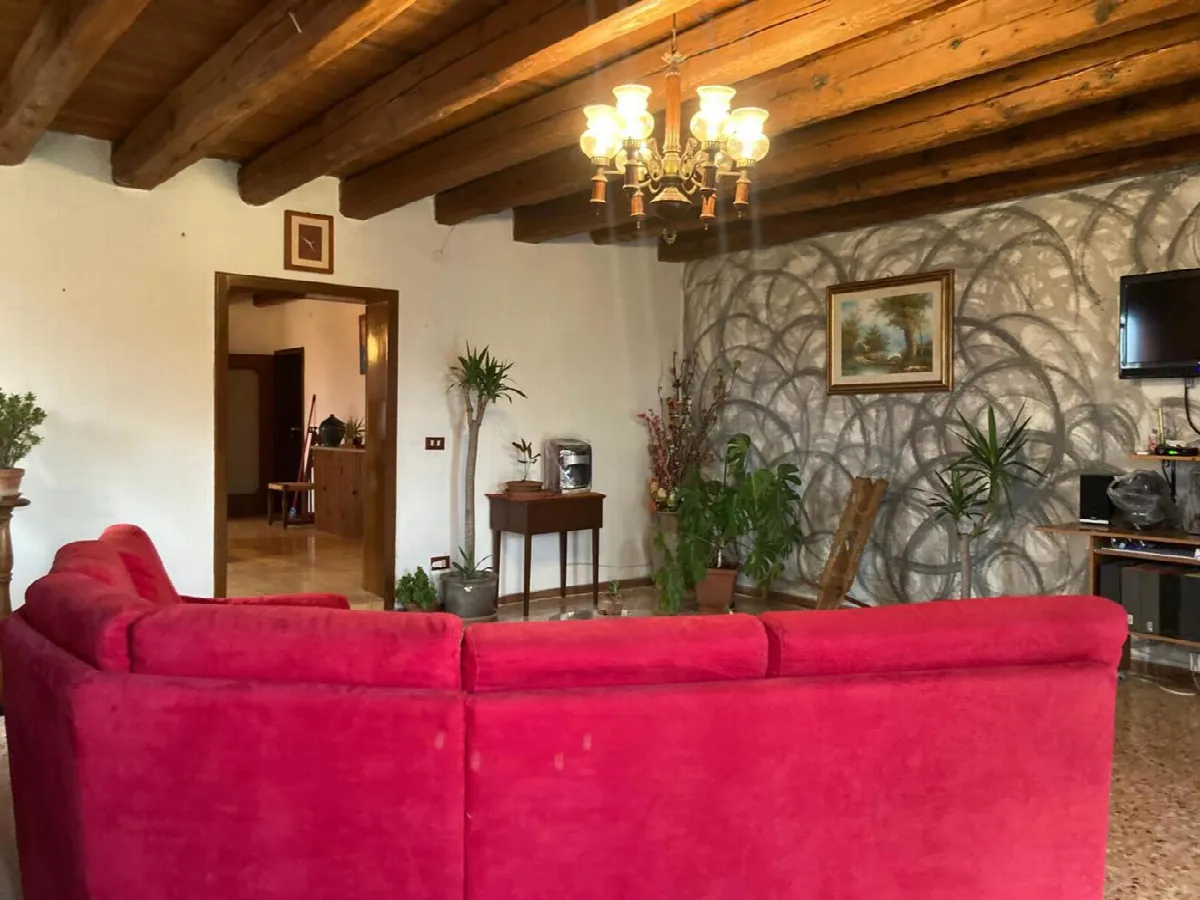 Casa indipendente in vendita a Gavello - foto 4