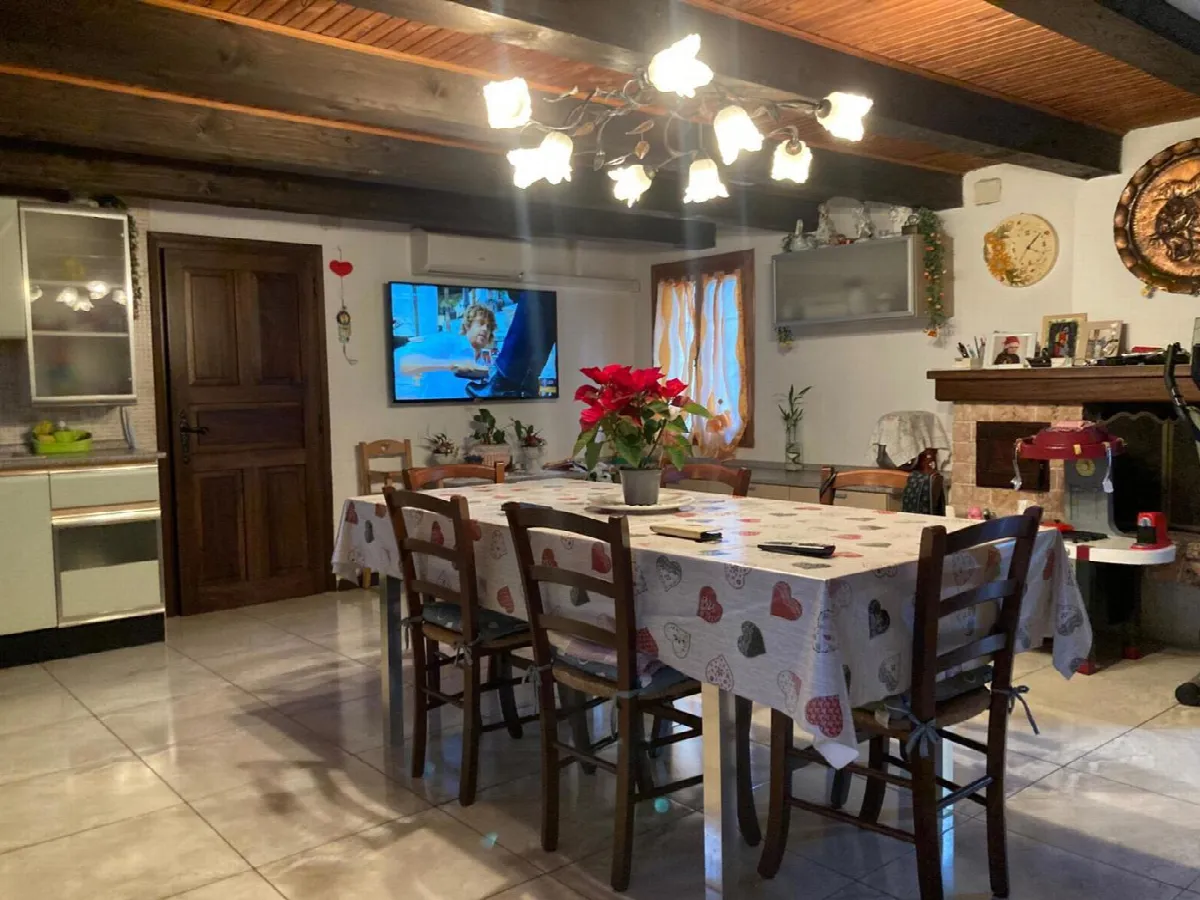 Casa indipendente in vendita a Gavello - foto 8