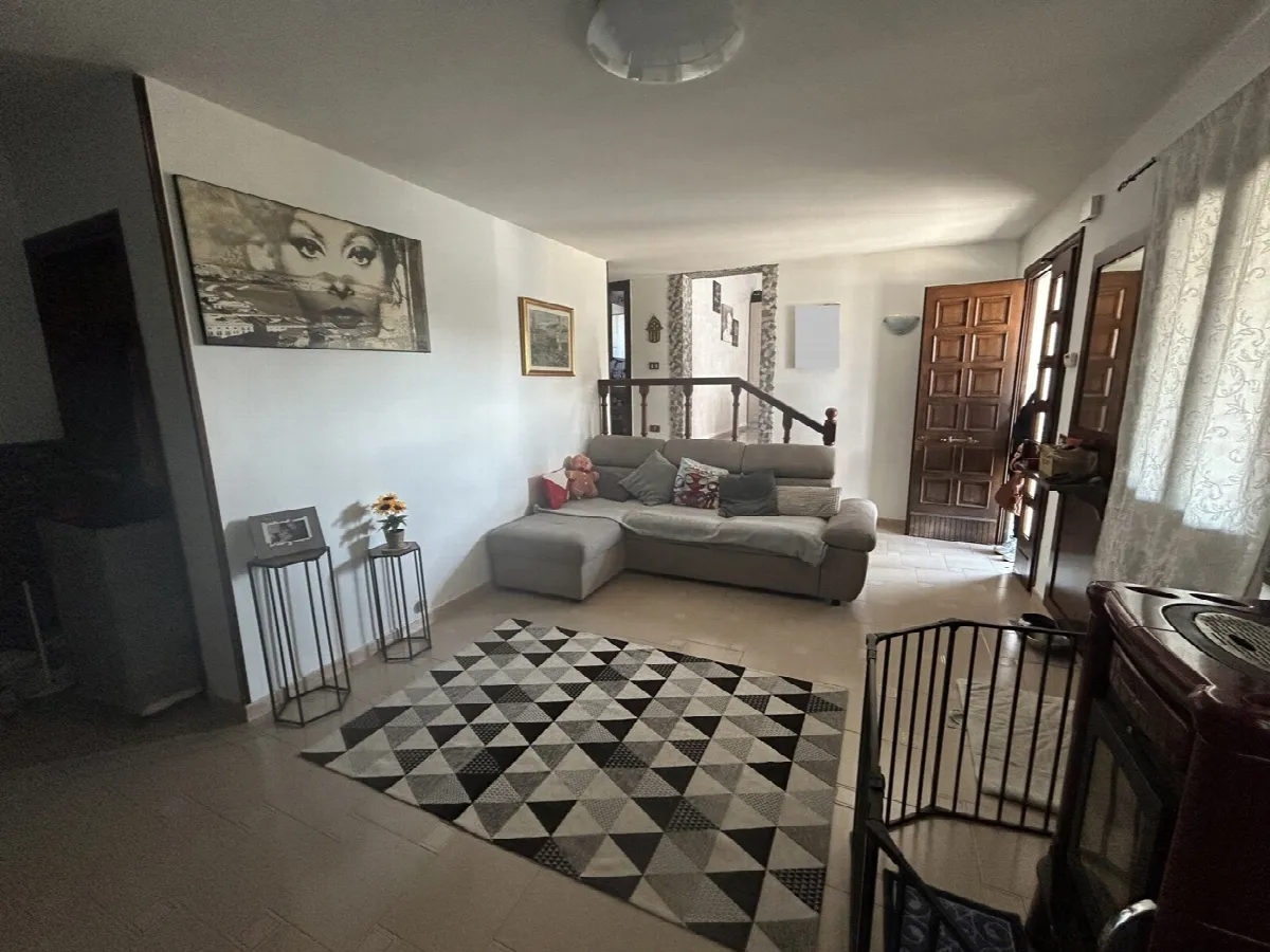 Casa indipendente in vendita a Adria - foto 1