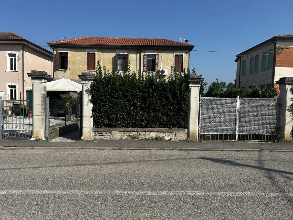 Casa indipendente in vendita a Adria - foto 2