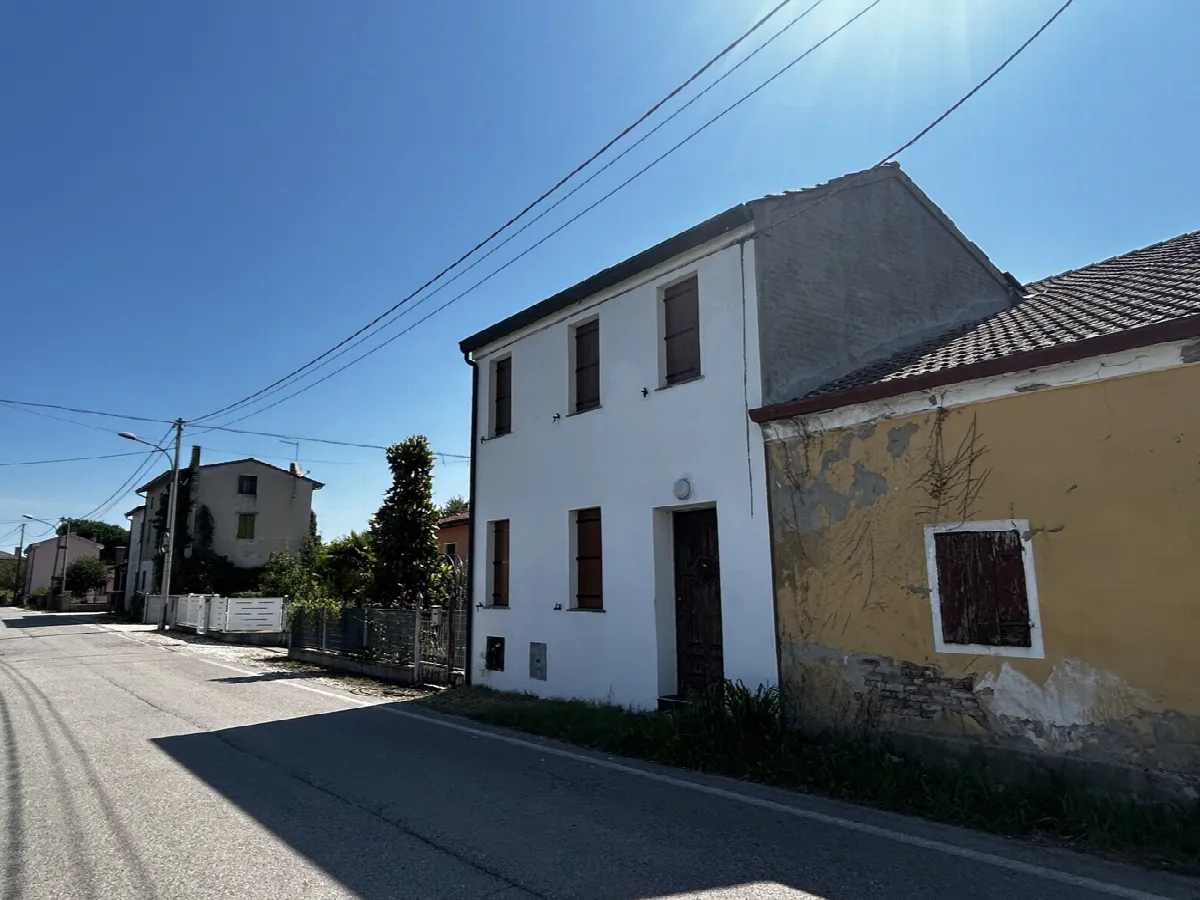 Casa indipendente in vendita a Ceregnano - foto 2