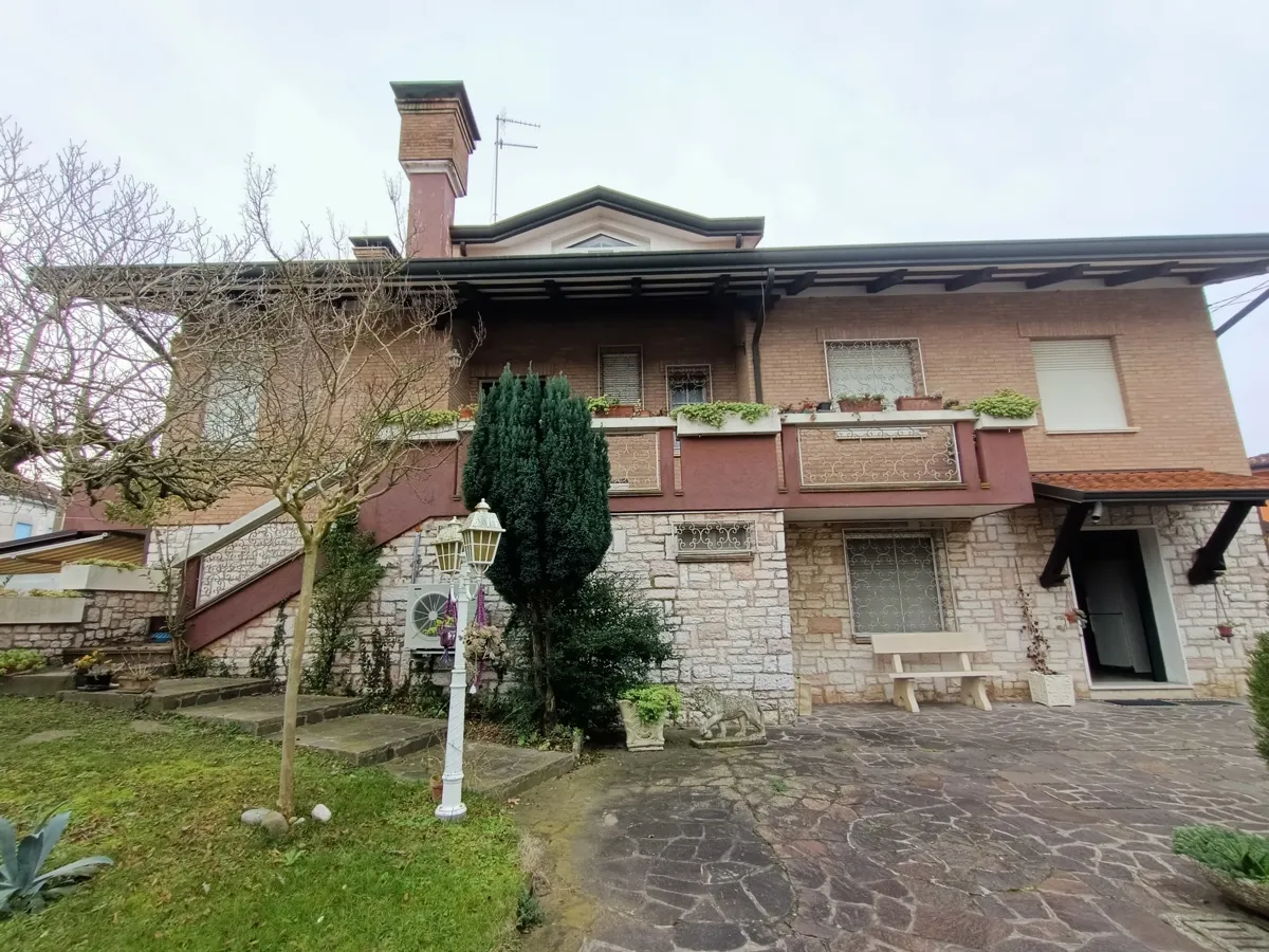 Villa in vendita a Adria - foto 1