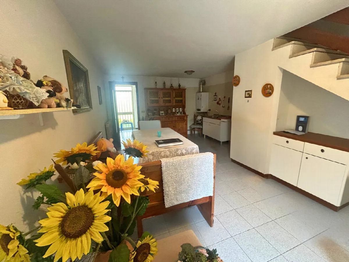 Casa indipendente in vendita a Papozze - foto 1
