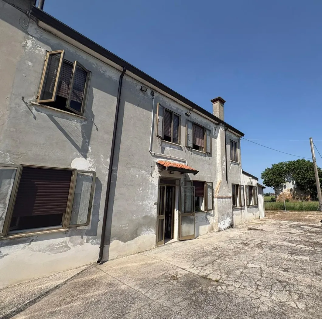 Casa indipendente in vendita a Adria - foto 1