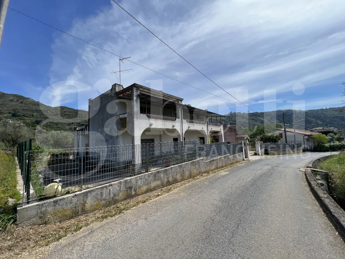 Casa indipendente in vendita a San Pietro in Amantea - foto 2