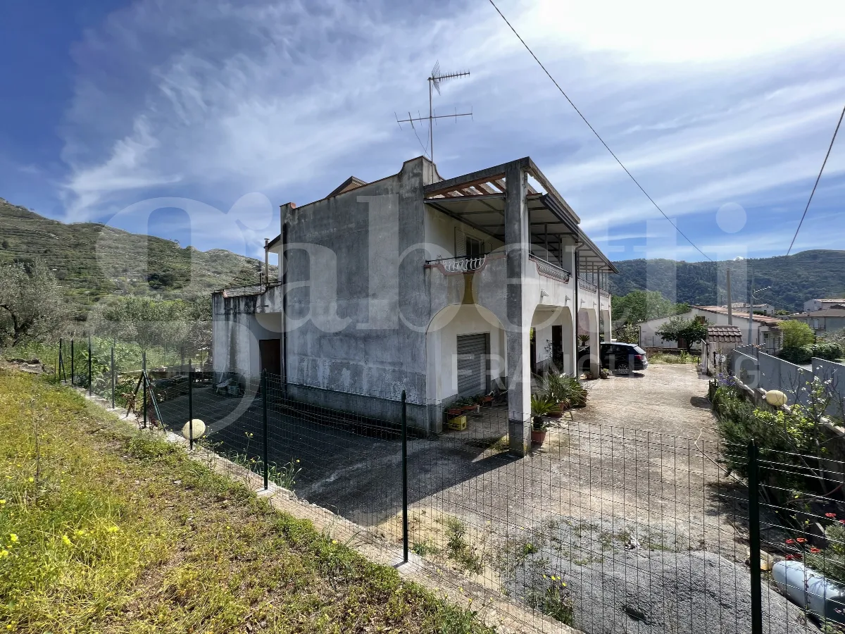 Casa indipendente in vendita a San Pietro in Amantea - foto 3