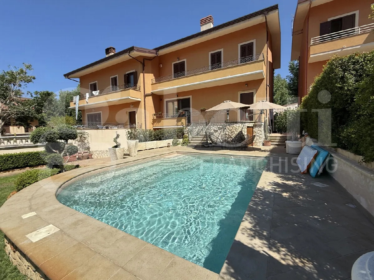 Casa indipendente in vendita a Fiumefreddo Bruzio - foto 2