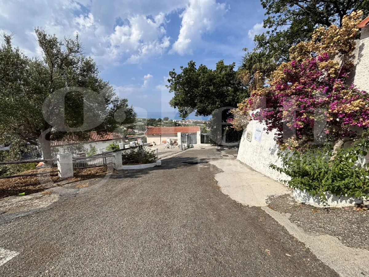 Appartamento in vendita a Falconara Albanese - foto 4