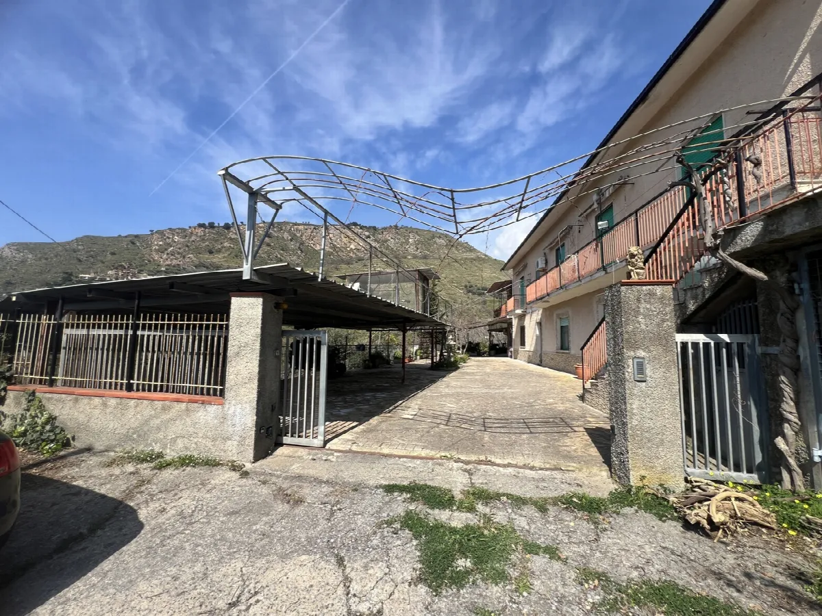 Casa indipendente in vendita a Amantea - foto 1