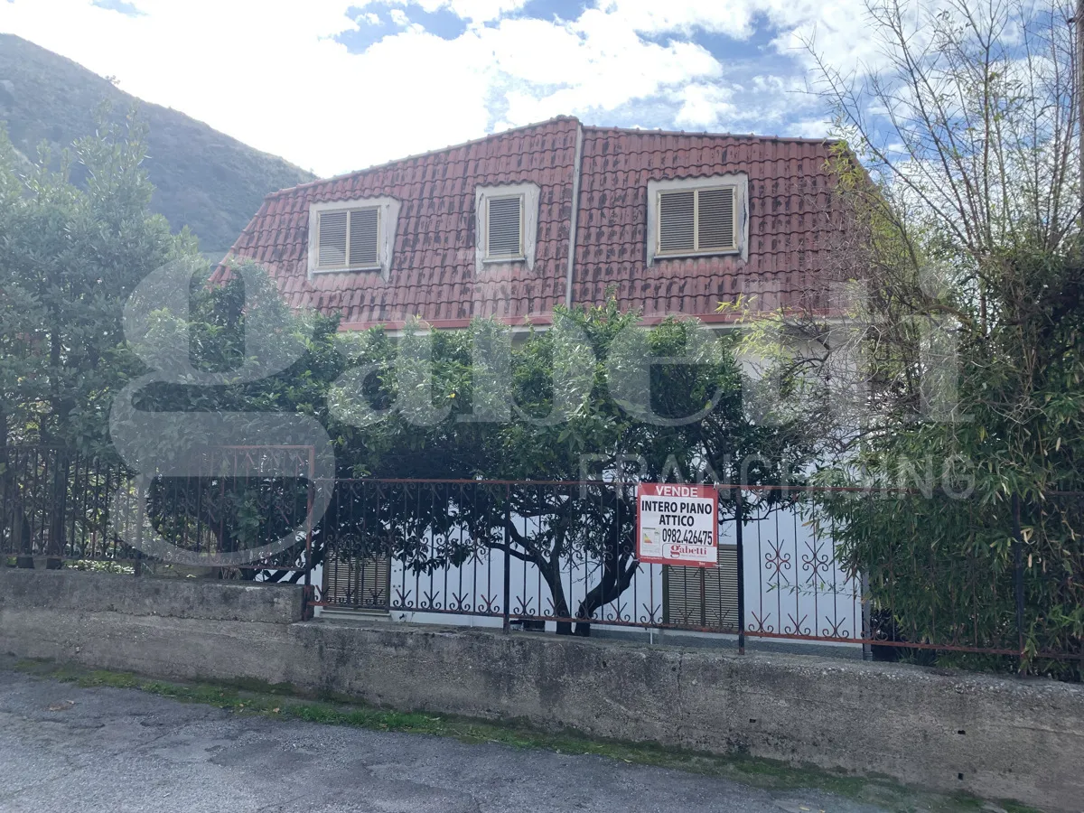 Appartamento in vendita a Fiumefreddo Bruzio - foto 1