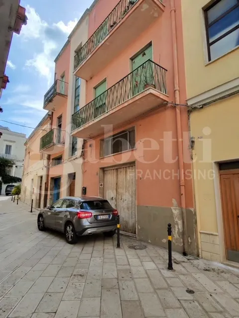 Stabile in vendita a Brindisi - foto 1