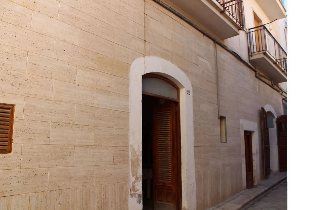 Casa indipendente in vendita a Canosa di Puglia - foto 1