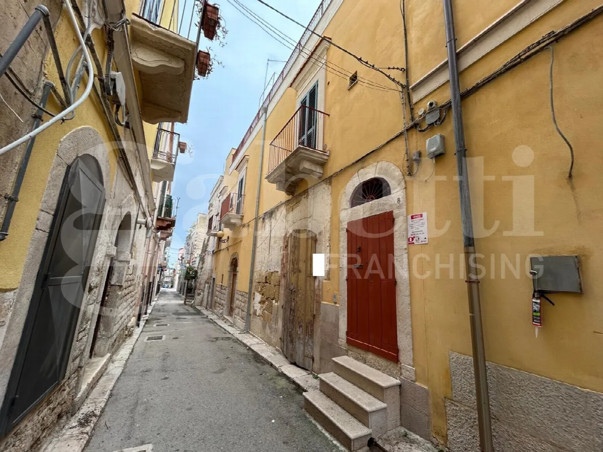 Casa indipendente in vendita a Canosa di Puglia - foto 1