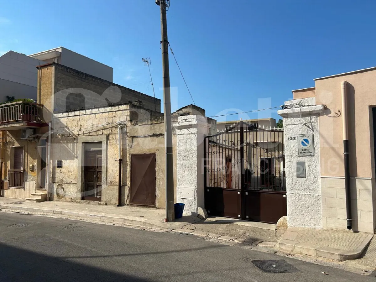 Casa indipendente in vendita a Canosa di Puglia - foto 2