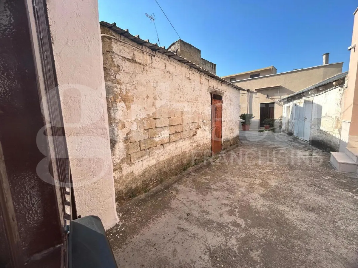 Casa indipendente in vendita a Canosa di Puglia - foto 4