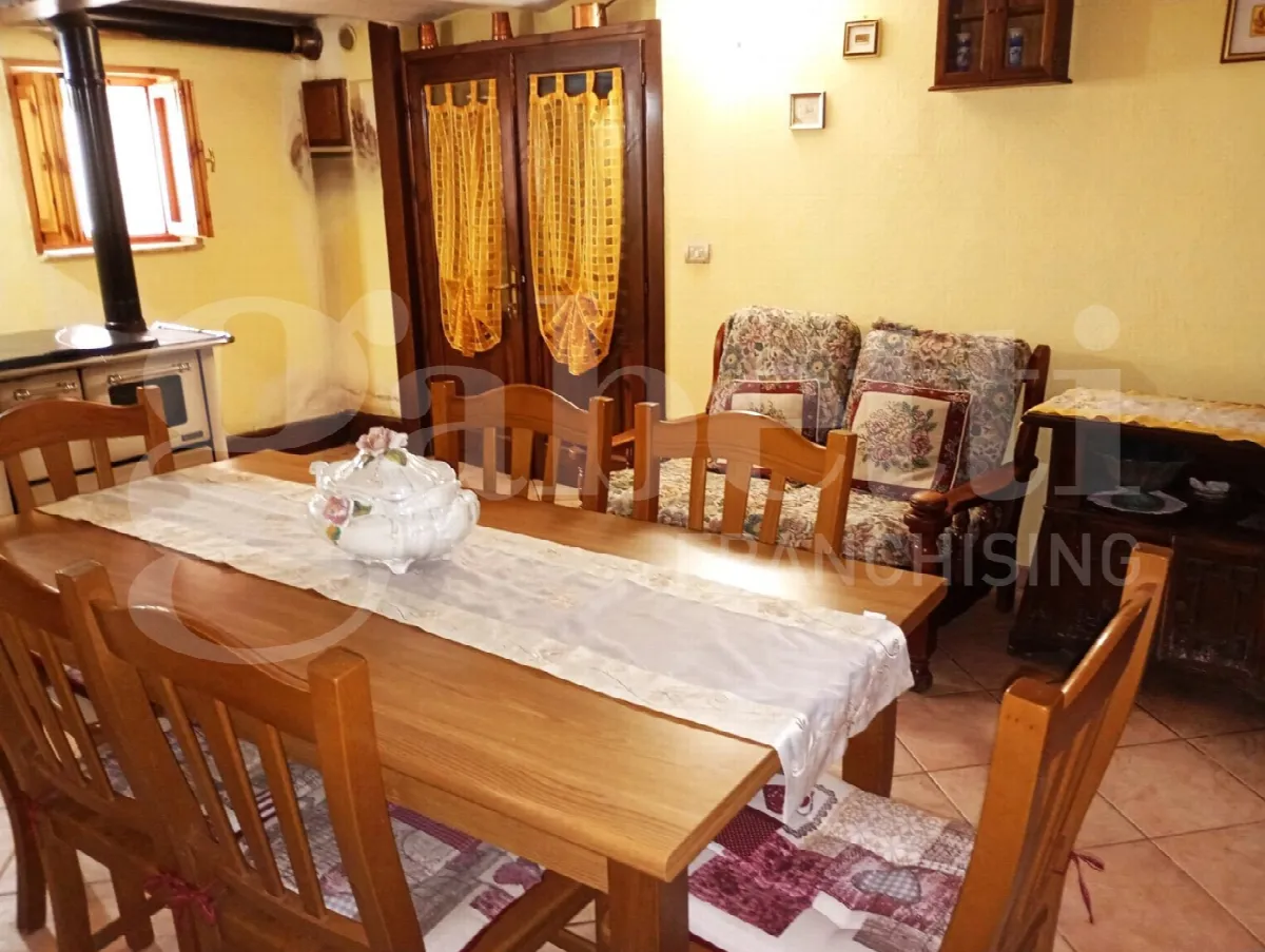 Casa indipendente in vendita a Pescocostanzo - foto 2